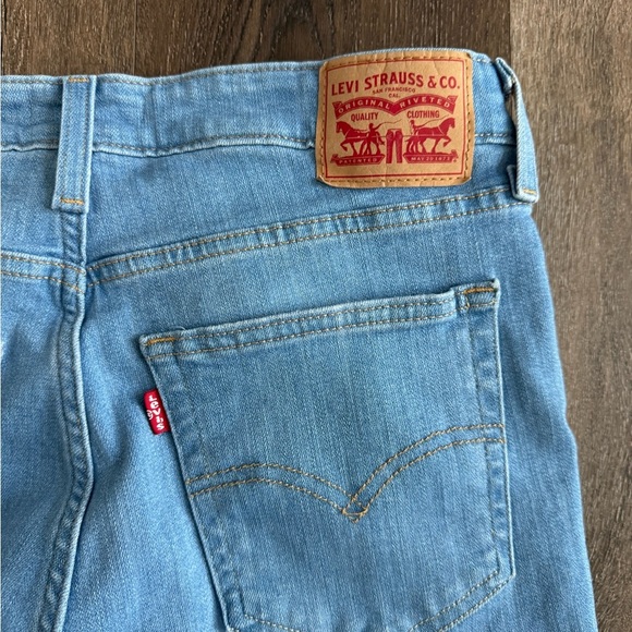 Women's 726 Flare Levi Jeans - Picture 9 of 9